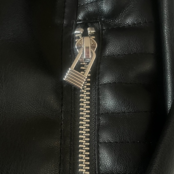 🖤 Mini Style Icon Alert! 🖤 Art Class Faux Leather Moto Jacket - Girls size (S) - Picture 10 of 12